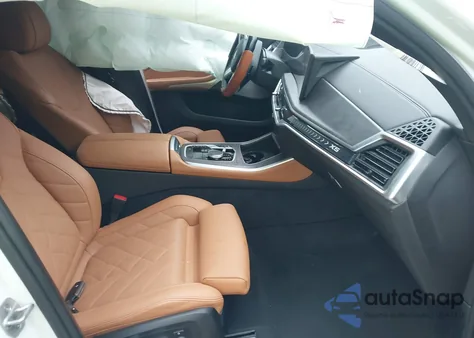 2024 BMW X5 xDrive40I z USA, uszkodzony, nr VIN 5UX23EU08R9S18430